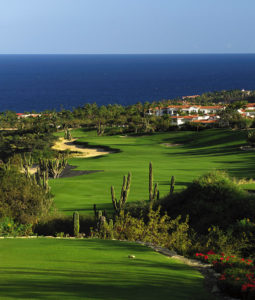 Palmilla Arroyo view of course hole with ocean in background